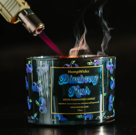 Blueberry 
Kush
ODOR ELIMINATING CANDLE